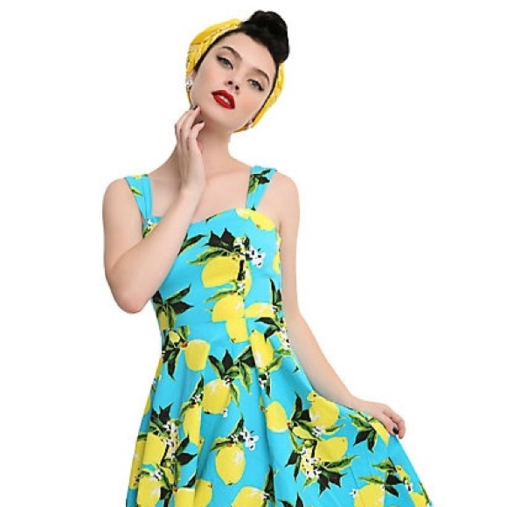 Hot Topic Cotton Lemmon Pin-up Dress Size XL